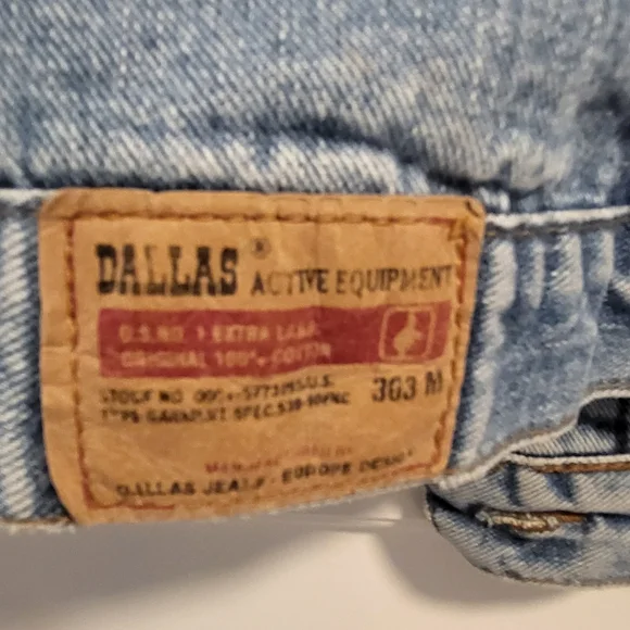 Stylish Light Blue Denim Jacket - Picture 6 of 8